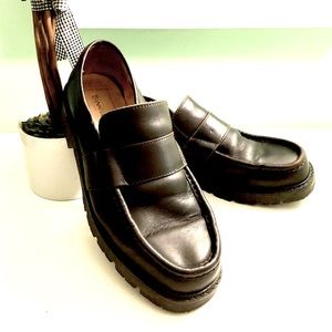 Banana Republic Leather Loafers